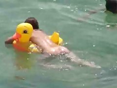 जासूस beach054