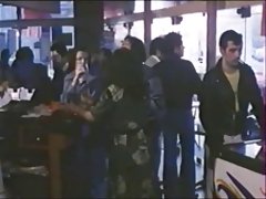 ब्रिजित lahaie मज़ा वहाँ हैं पिनबॉल मशीन