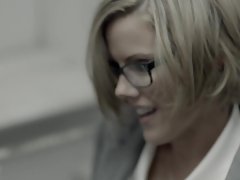 Kathleen robertson - बॉस s1 संकलन