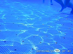 Poolplay001