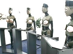 लेटेक्स में लड़कियां का प्रशिक्षण